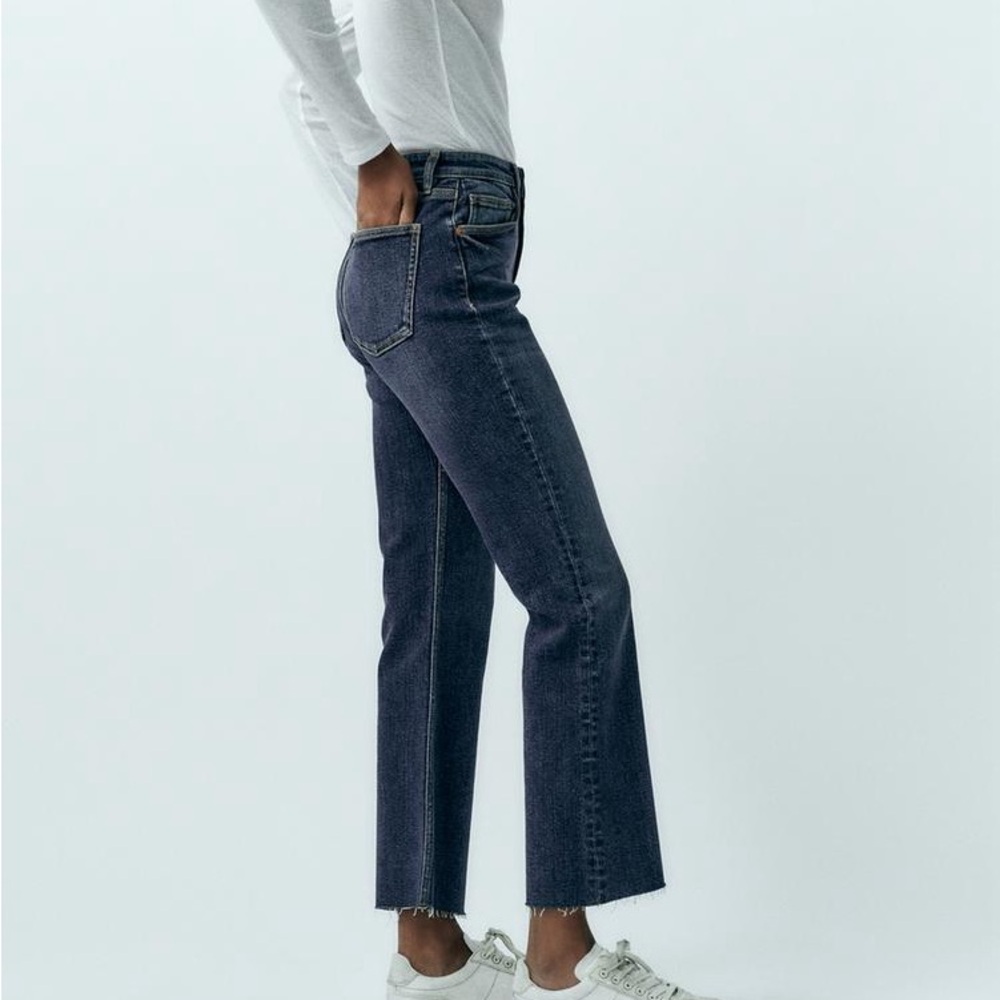ZARA Midrise Flare Cropped Jeans